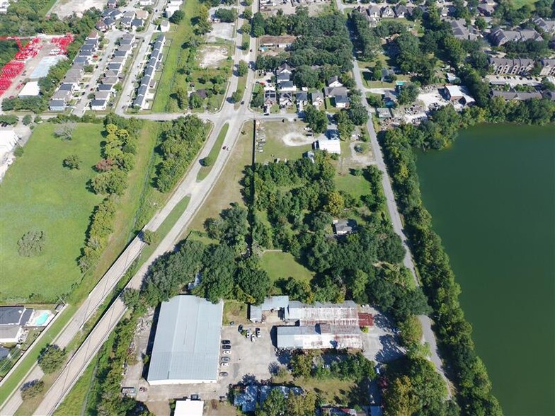 Easthaven Portfolio portfolio of 4 properties for sale on LoopNet.com - Building Photo - Image 2 of 4