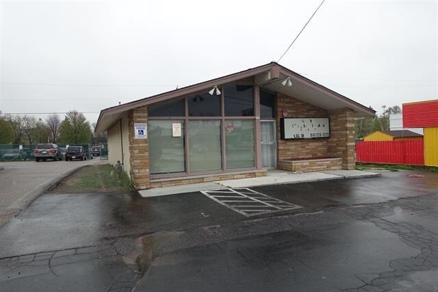 257 Division St, Stevens Point, WI for lease Building Photo- Image 1 of 6