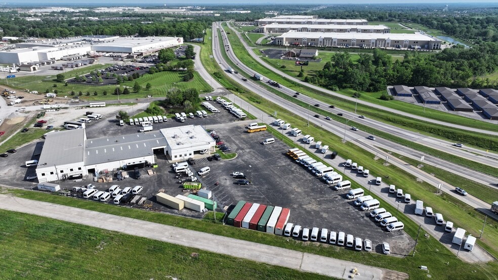 800 Quick Trip Way, Belton, MO for lease - Building Photo - Image 1 of 12