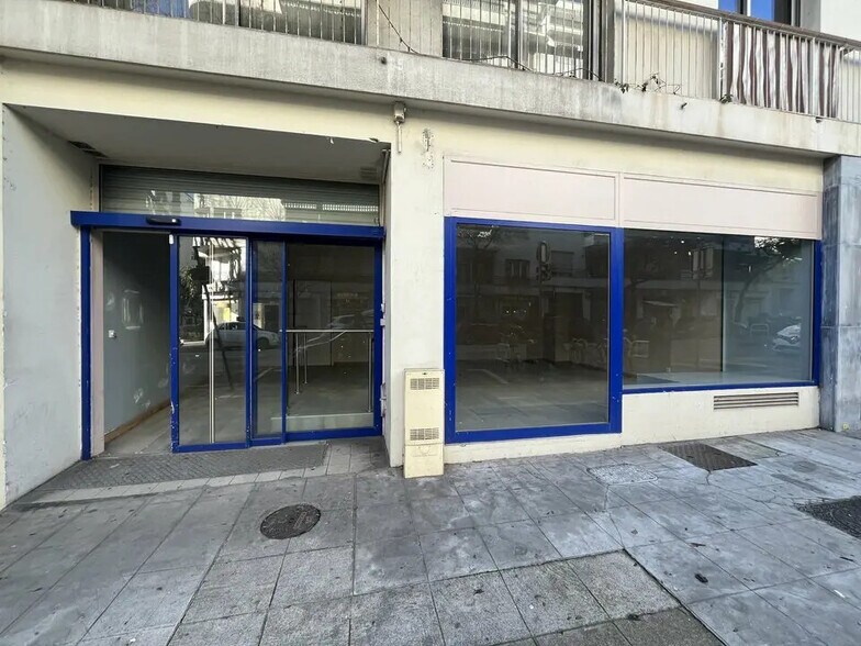Retail in Nice for lease - Building Photo - Image 1 of 7