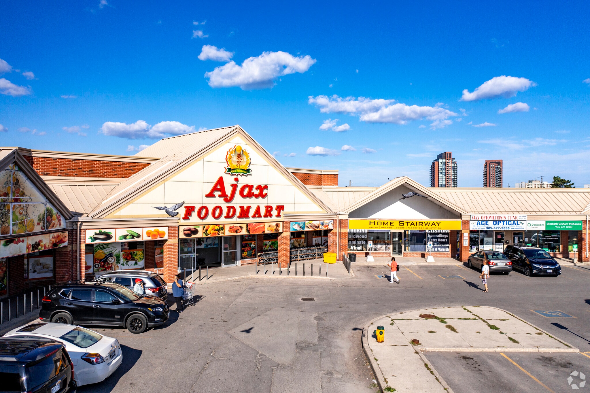 250-252 Bayly St W, Ajax, ON for sale Primary Photo- Image 1 of 1