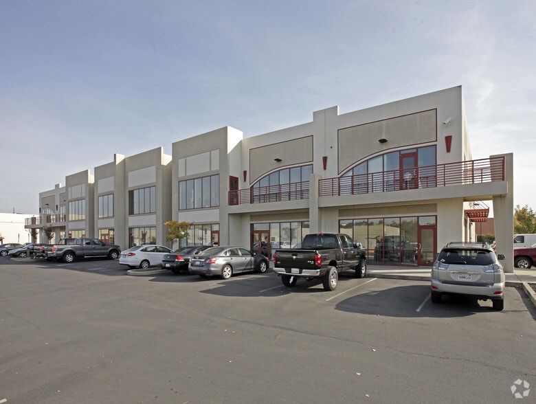 4470 Yankee Hill Rd, Rocklin, CA for lease - Building Photo - Image 1 of 9