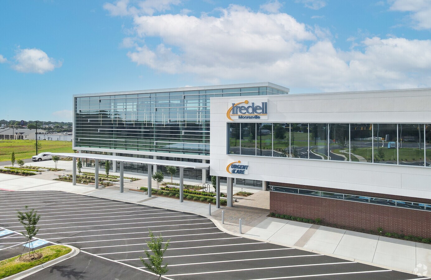 691 Bluefield Rd, Mooresville, NC 28117