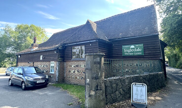 1 Tanhouse Rd, Oxted for lease Building Photo- Image 1 of 4