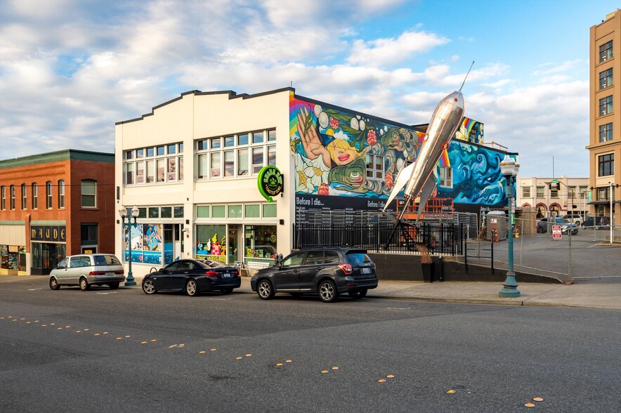 308 W Holly St, Bellingham, WA for lease - Primary Photo - Image 1 of 6