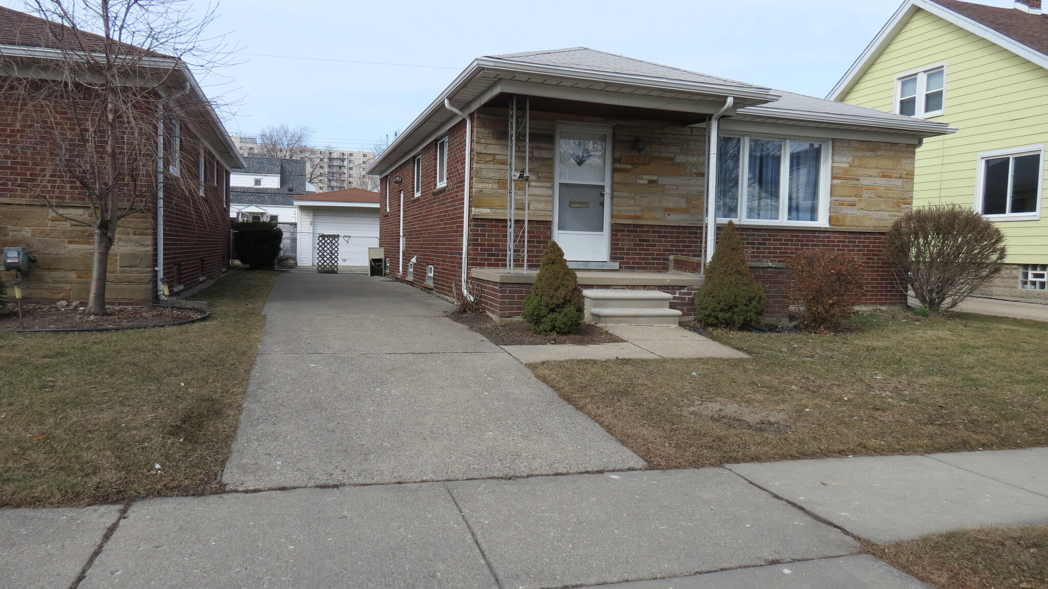 8059 Edward, Center Line, MI for sale Primary Photo- Image 1 of 2