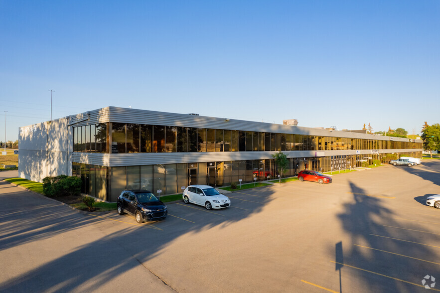 1235 64th Ave SE, Calgary, AB for lease - Building Photo - Image 1 of 7