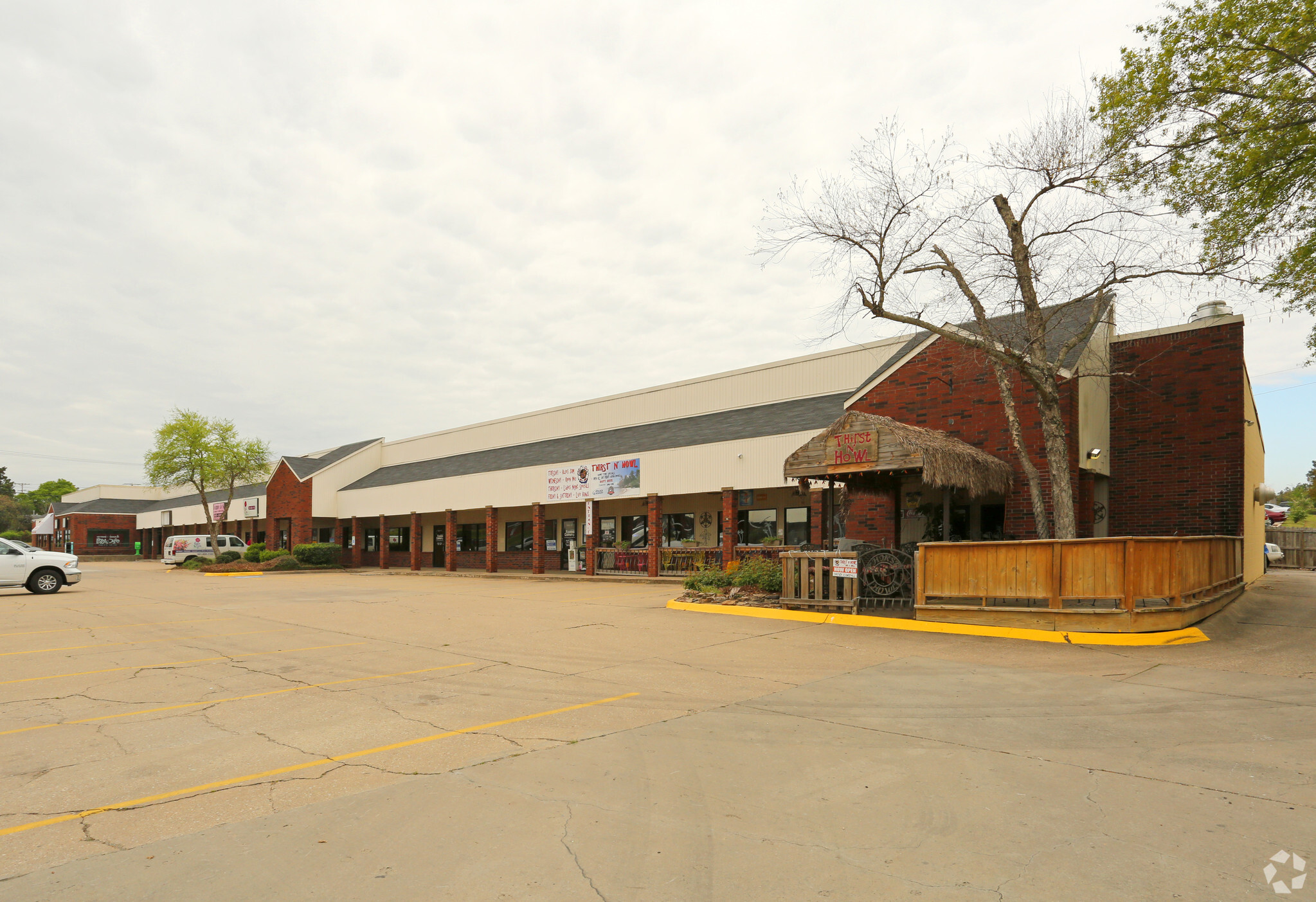 14710 Cantrell Rd, Little Rock, AR for sale Primary Photo- Image 1 of 1