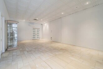 4811-4819 Boul Saint-Charles, Montréal, QC for lease Building Photo- Image 2 of 6