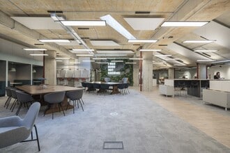 46 Woodstock Rd, Oxford for lease Interior Photo- Image 1 of 4