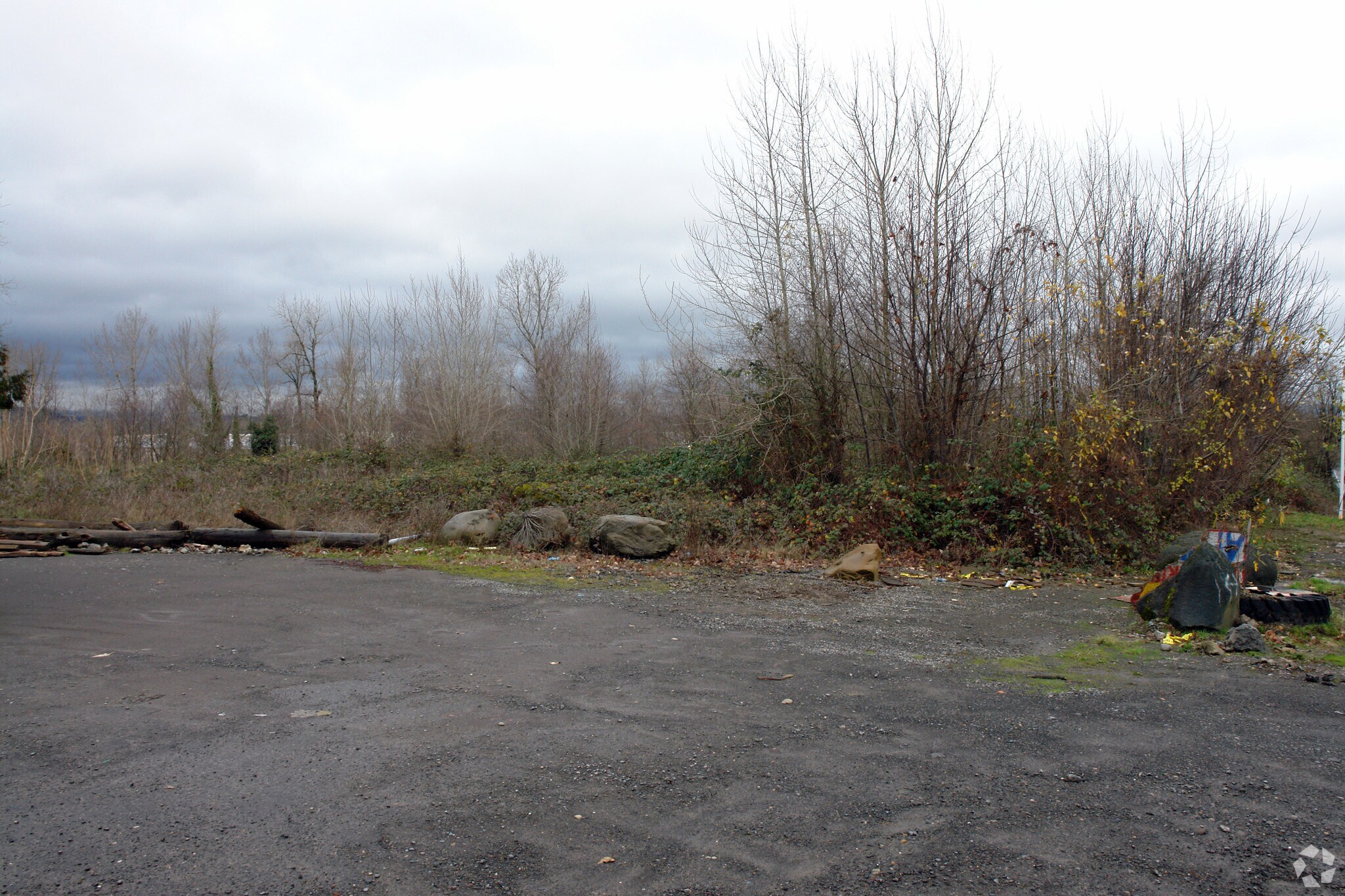 NE Sandy Blvd, Troutdale, OR for sale Primary Photo- Image 1 of 1