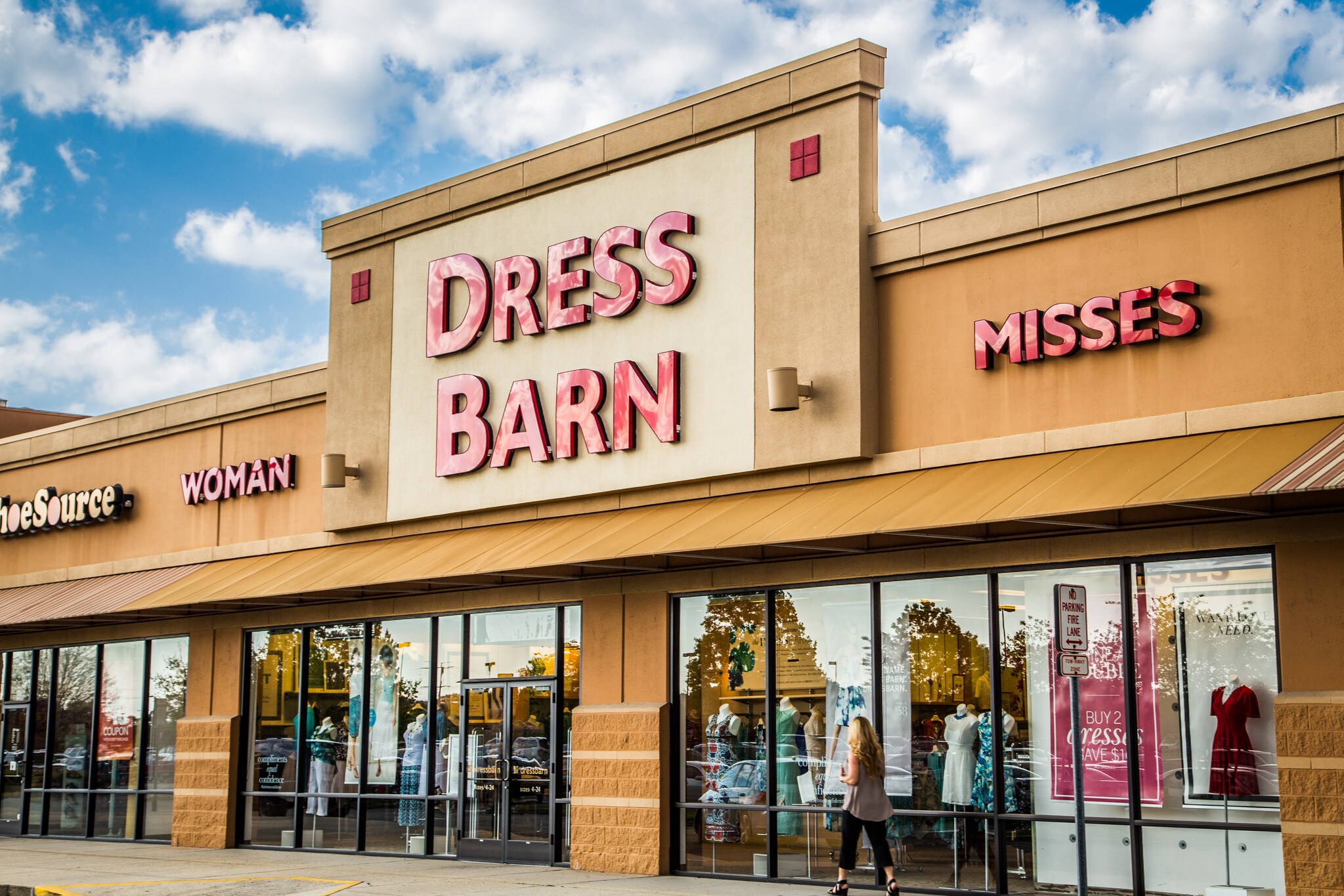 43014415 Ambassador Caffery Pky, Lafayette, LA 70508 Retail for