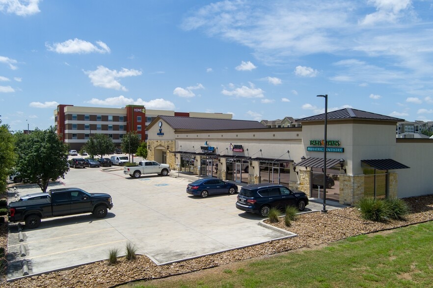 2163 Stephens Pl, New Braunfels, TX for lease - Building Photo - Image 3 of 8
