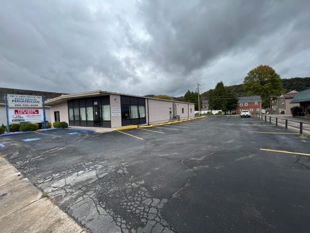 5314 MacCorkle Ave, Charleston, WV for lease - Building Photo - Image 1 of 7