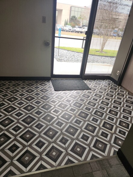 4455 South Padre Island Dr, Corpus Christi, TX for lease - Interior Photo - Image 3 of 6