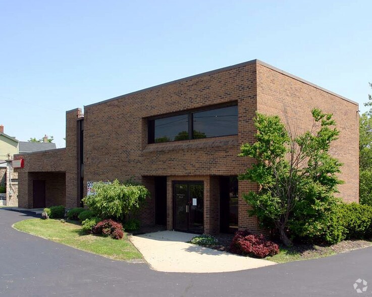 3554 Blue Rock Rd, Cincinnati, OH 45239