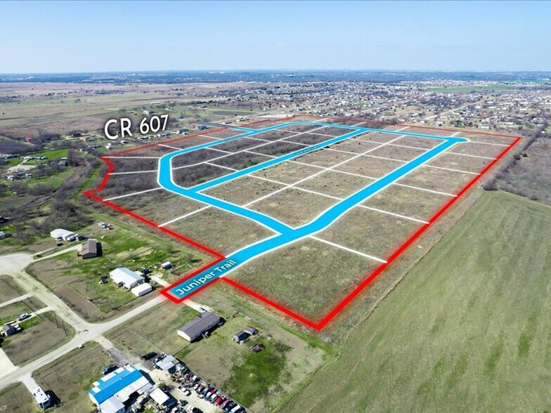 2705 Juniper Trail, Alvarado, TX for sale - Primary Photo - Image 1 of 1