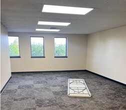 22000 Springbrook Ave, Farmington Hills, MI for lease Interior Photo- Image 1 of 1