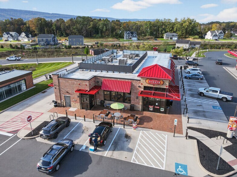 3261 W College Ave, State College, PA for sale - Building Photo - Image 2 of 9