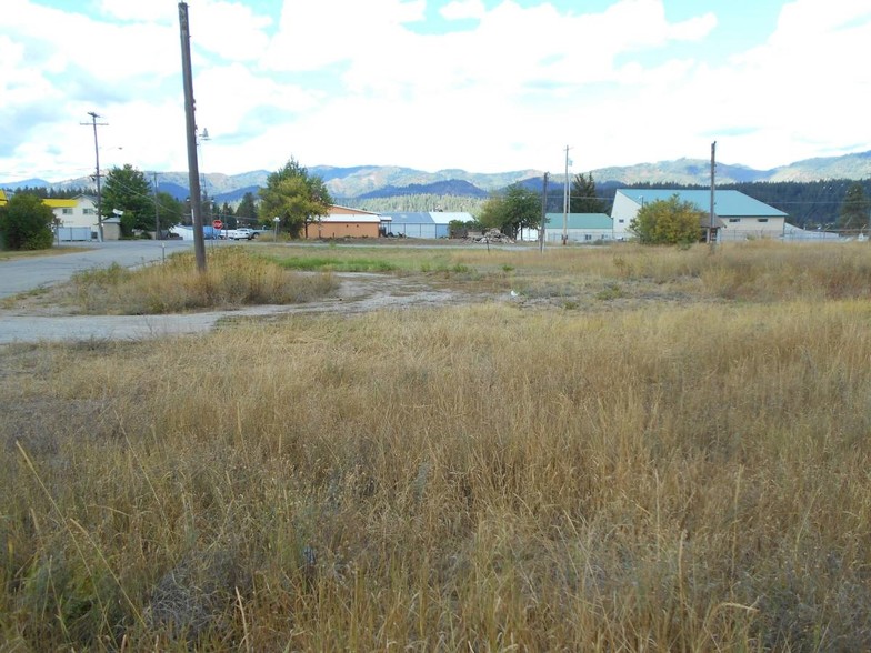 201 E 2nd St N, Oldtown, ID for sale - Primary Photo - Image 1 of 1