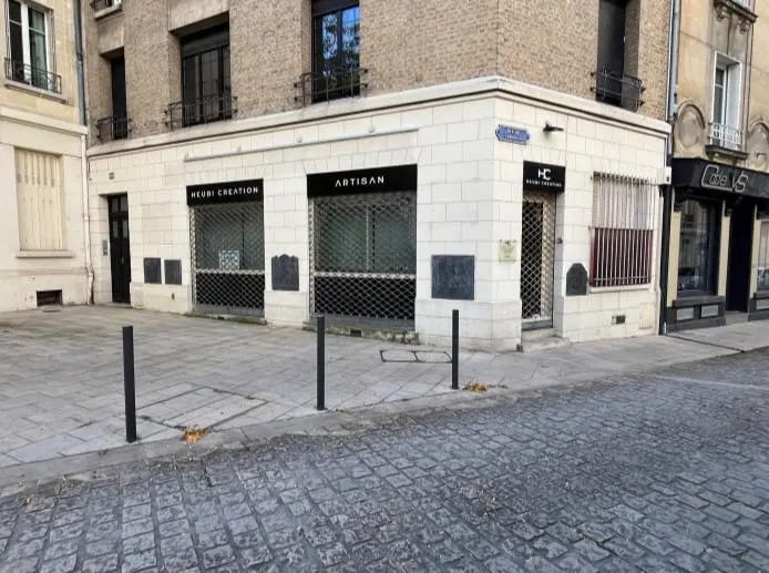 Location Commerce 57 m² - Photo 1