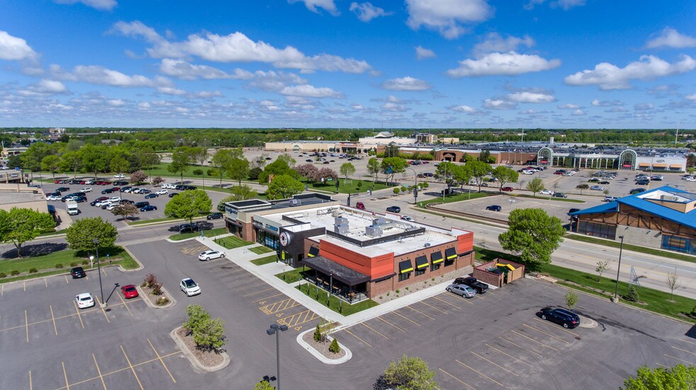 1861 Adams St, Mankato, MN for sale - Building Photo - Image 1 of 1