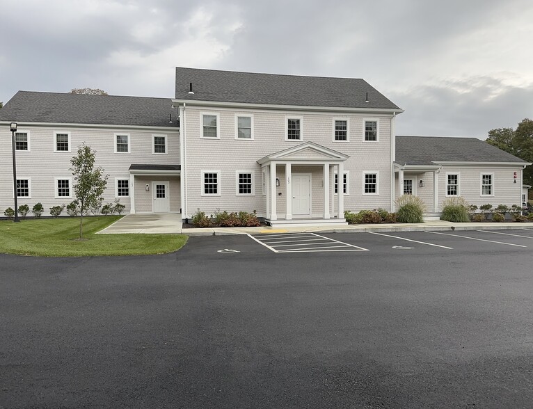 100 Dillingham Ave, Falmouth, MA for sale - Building Photo - Image 1 of 5