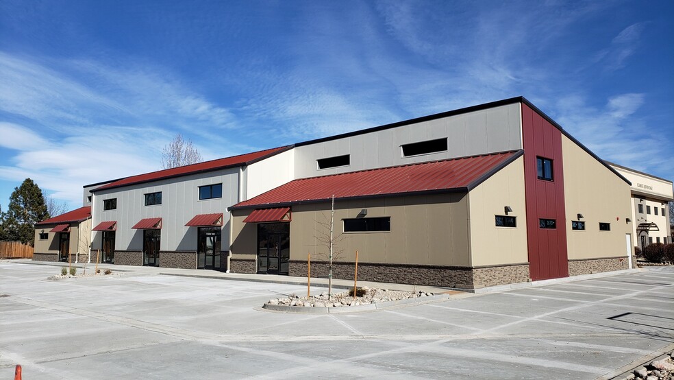 2019-2043 E 11th St, Loveland, CO for lease - Primary Photo - Image 1 of 8