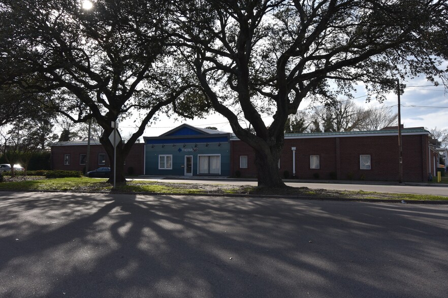 2713 Colley Ave, Norfolk, VA for lease - Building Photo - Image 3 of 5