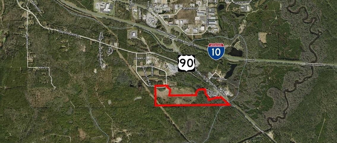 620 Business Park Rd, Midway, FL for lease Primary Photo- Image 1 of 4