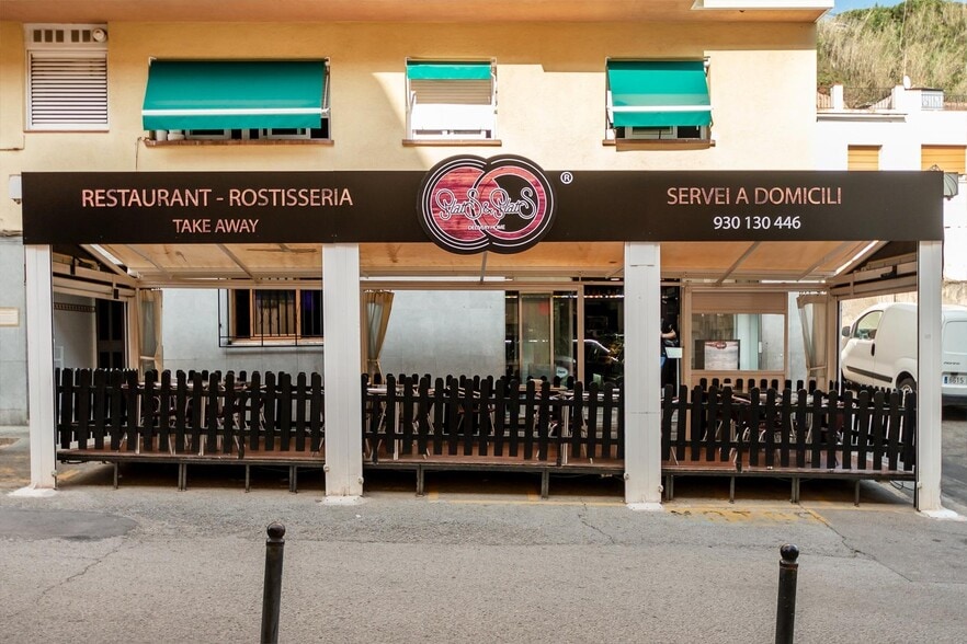 Multifamily in Arenys de Mar, Barcelona for sale - Primary Photo - Image 1 of 1