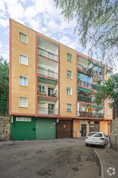 Multifamily in Collado Villalba, Madrid for sale - Primary Photo - Image 1 of 3