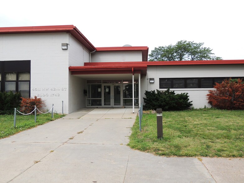 4511 NW 42nd St, Lincoln, NE for sale - Primary Photo - Image 1 of 1