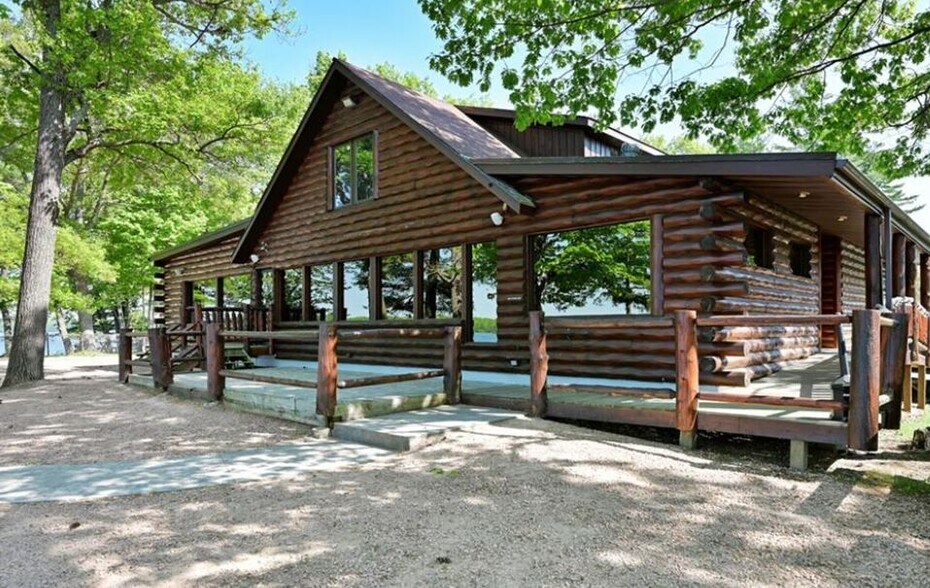 N1262 County Highway Rd, Sarona, WI 54870