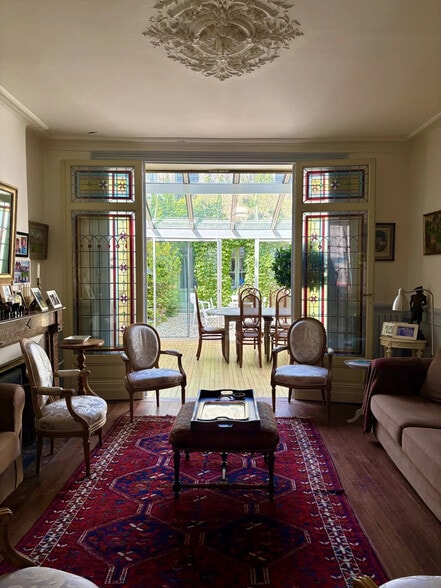 Office in Bordeaux for sale - Interior Photo - Image 1 of 16