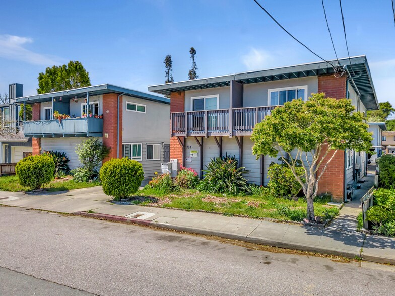 117-121 Walti St, Santa Cruz, CA for sale - Building Photo - Image 1 of 1