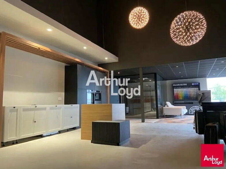 Flex in Rennes for sale - Interior Photo - Image 2 of 6