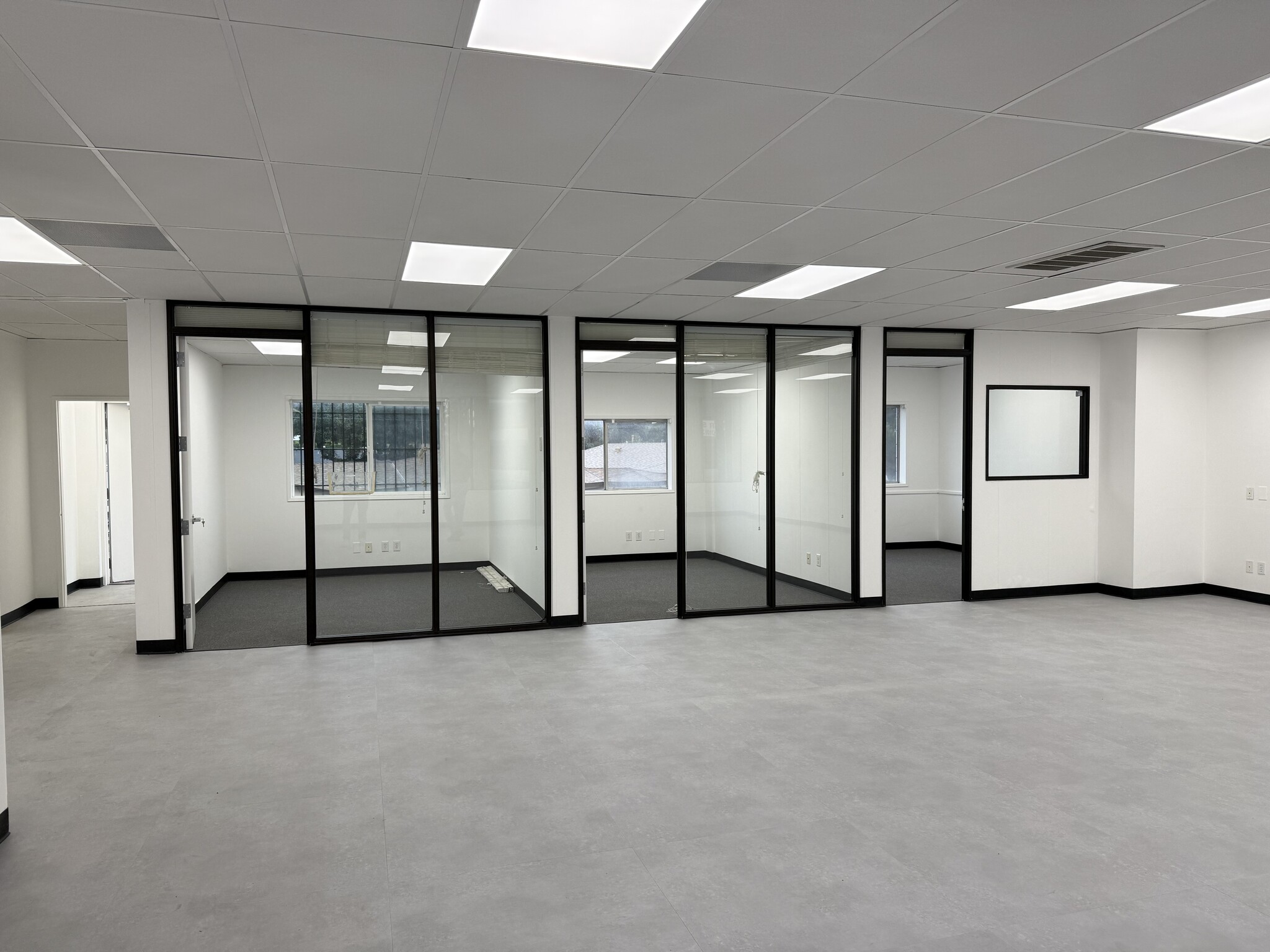 11291-11295 Washington Blvd, Culver City, CA for lease Interior Photo- Image 1 of 5