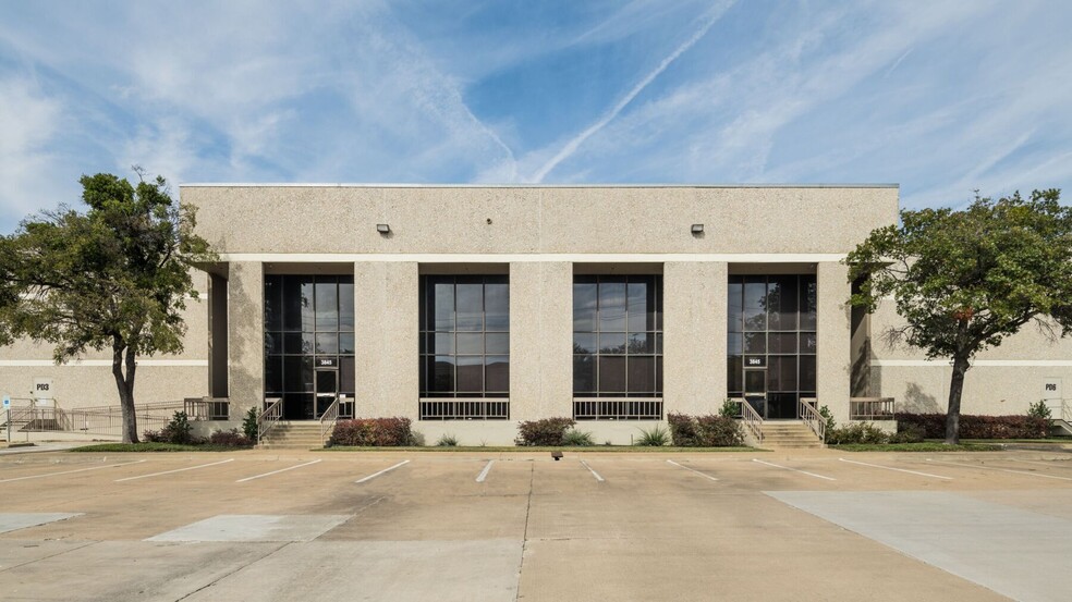 3801-3875 La Reunion Pky, Dallas, TX for lease - Primary Photo - Image 1 of 7