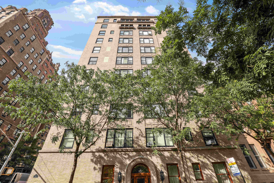 1179 Lexington Ave, New York, NY for lease - Building Photo - Image 1 of 3