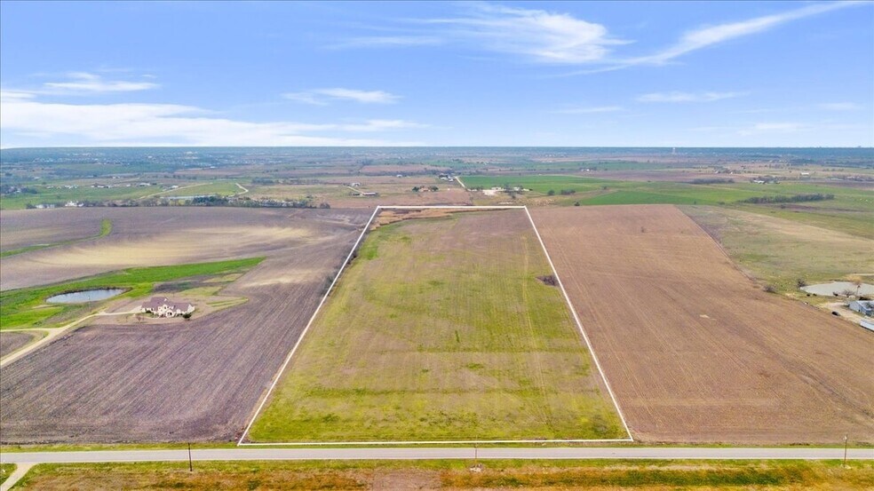 20512 Cameron Rd, Coupland, TX for lease - Primary Photo - Image 1 of 1