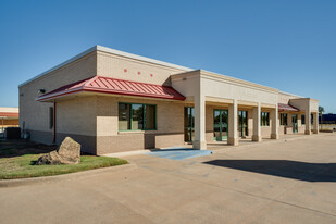 2618 Old Iowa Park Rd, Wichita Falls TX - Drive Through Restaurant