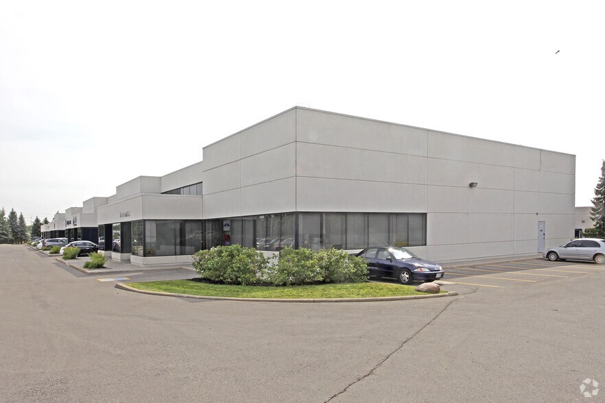 2320 Bristol Cir, Oakville, ON for lease - Building Photo - Image 3 of 7