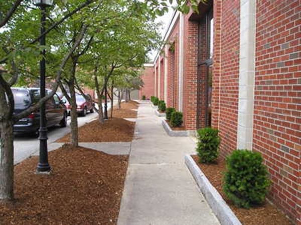 4 Bud Way, Nashua, NH for lease - Building Photo - Image 2 of 6