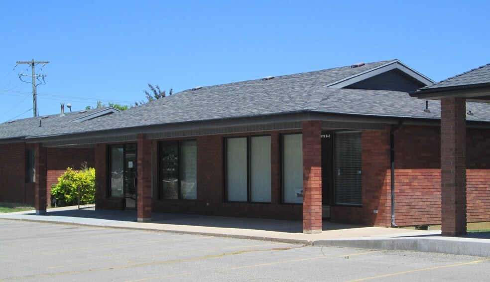 2179 W 1800 N, Clearfield, UT for sale - Primary Photo - Image 1 of 1