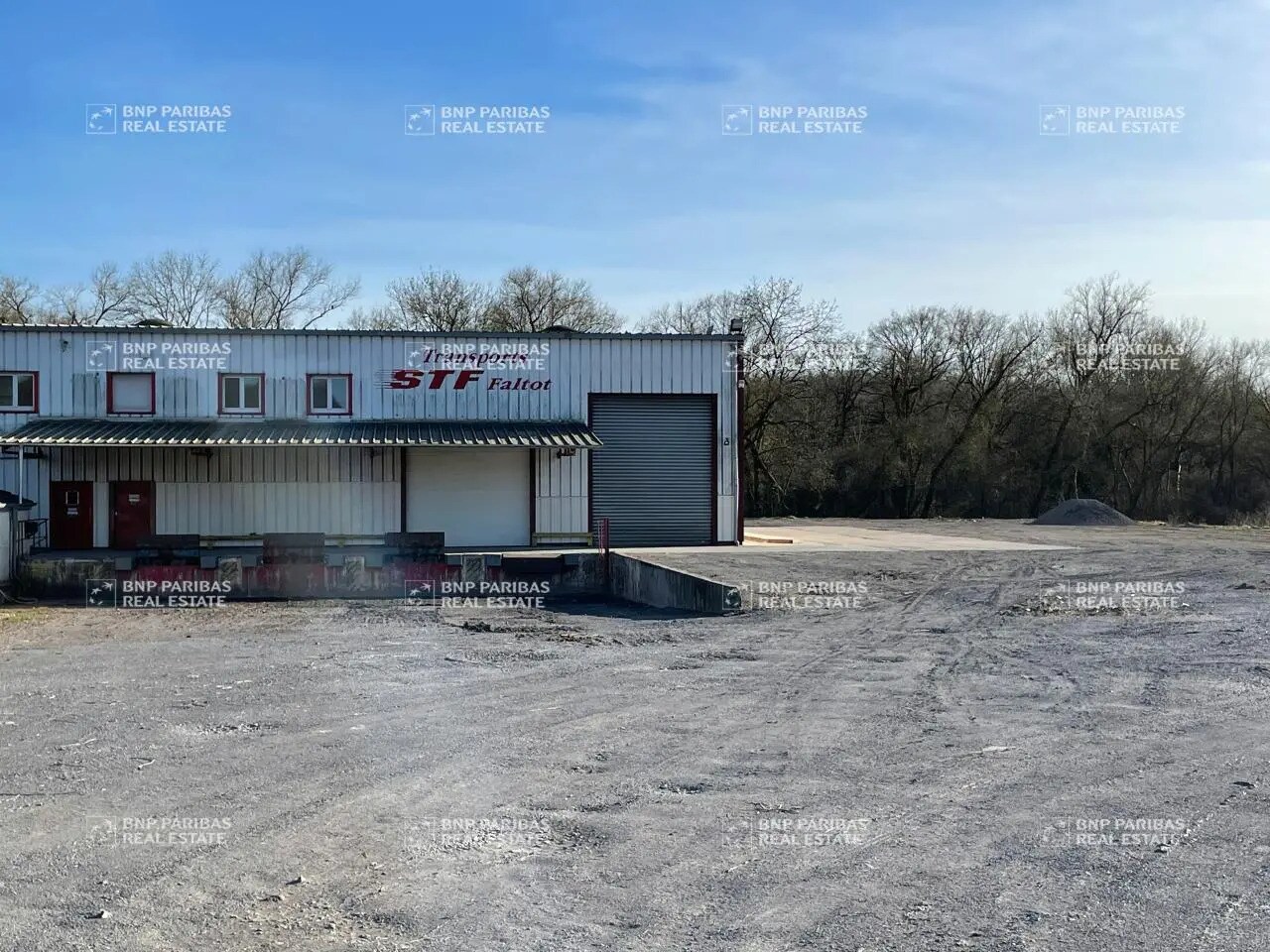 Flex in Bertrange for sale Building Photo- Image 1 of 18