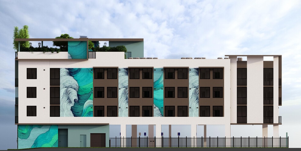 107 - 127 NW 31 St portfolio of 3 properties for sale on LoopNet.com - Building Photo - Image 2 of 13