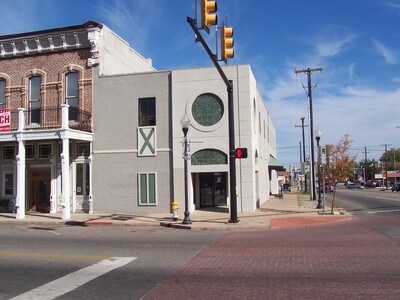 400 N Center, Bonham, TX for sale Building Photo- Image 1 of 1