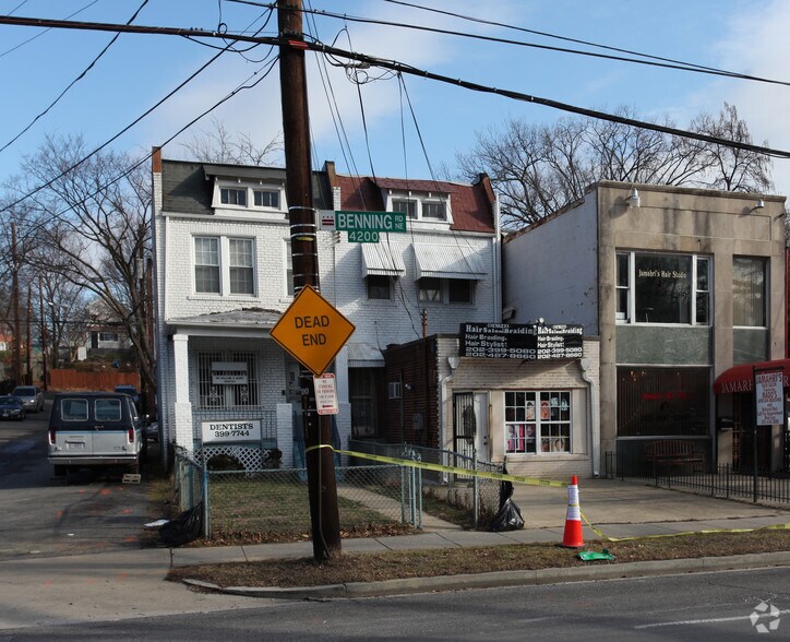 4246 Benning Rd NE, Washington, DC for sale - Primary Photo - Image 1 of 1