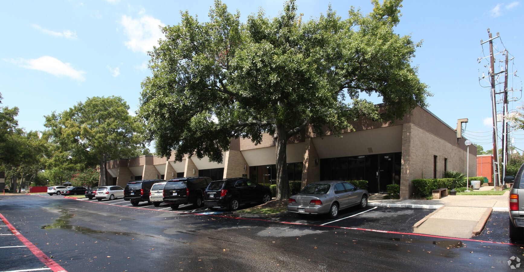 8554 Katy Fwy, Houston, TX 77024 West Memorial Park